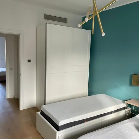 Trilocale Con Vista E Due Bagni Metro Blu Piazza Frattini Apartment Milan Exterior photo