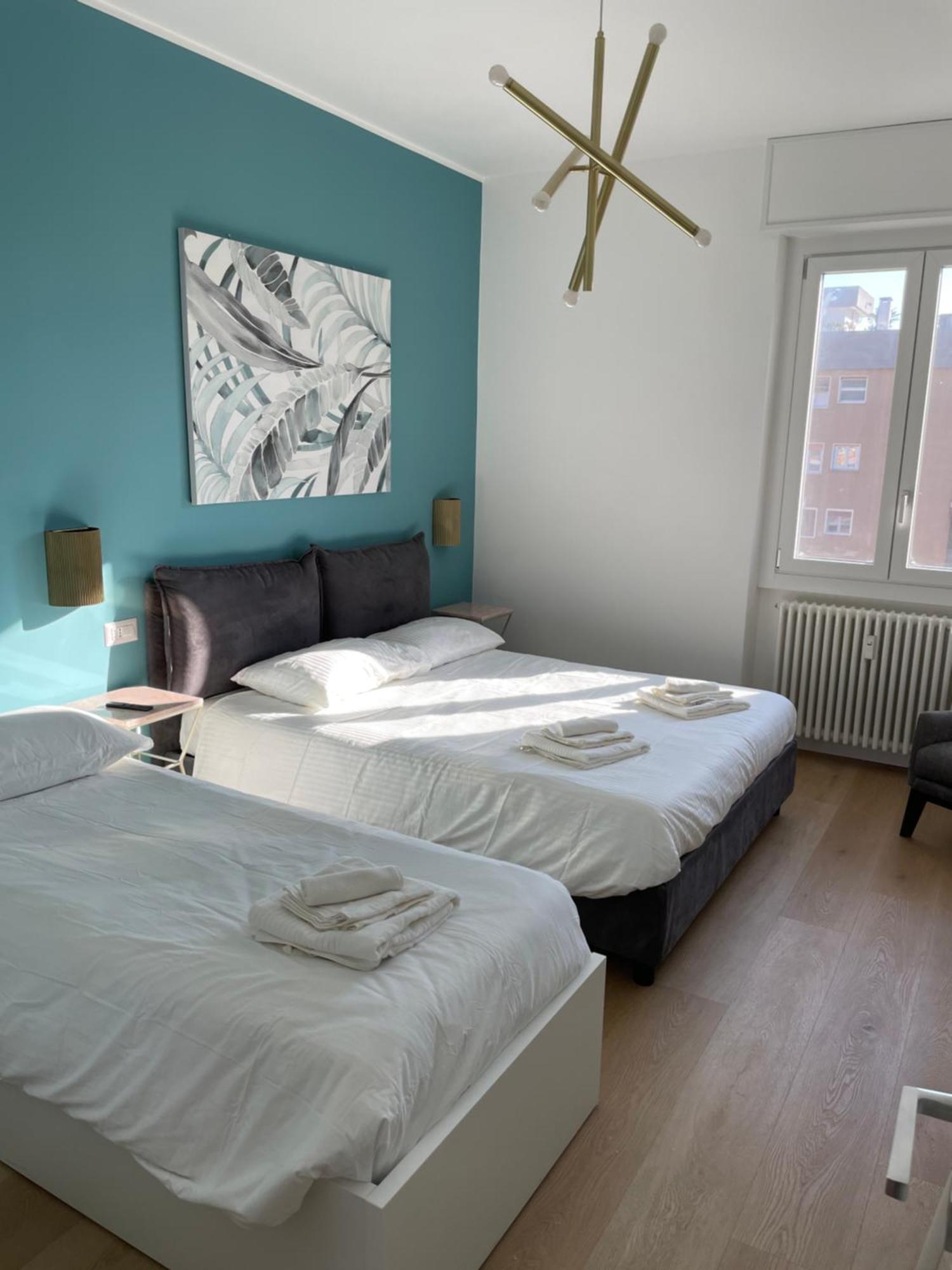 Trilocale Con Vista E Due Bagni Metro Blu Piazza Frattini Apartamento Milán